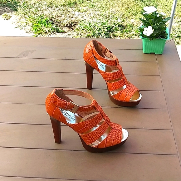 Michael Kors crocodile platforms - Picture 1 of 15